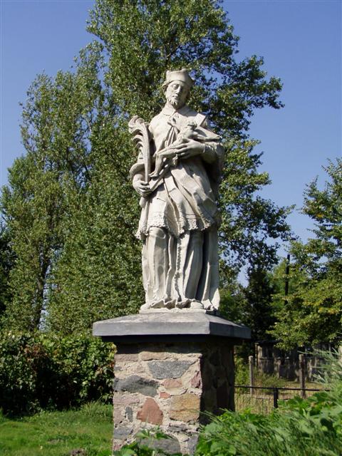 zdjęcie: Pomnik św. Jana Nepomucena (XVIII w.) w Boćkach
