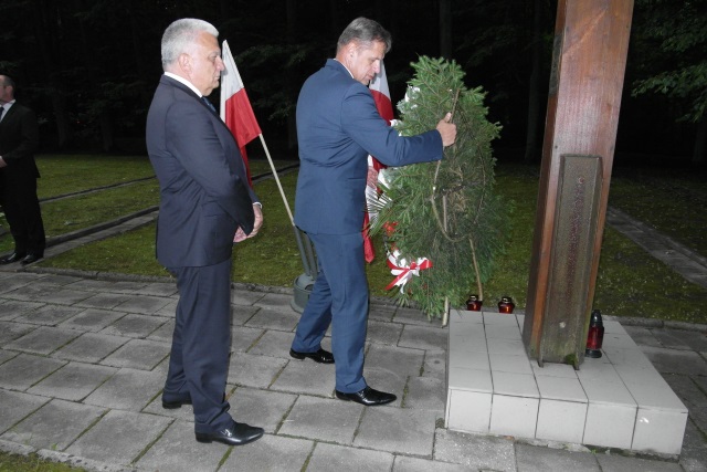 zdjęcie: 73. rocznica mordu w Lesie Pilickim