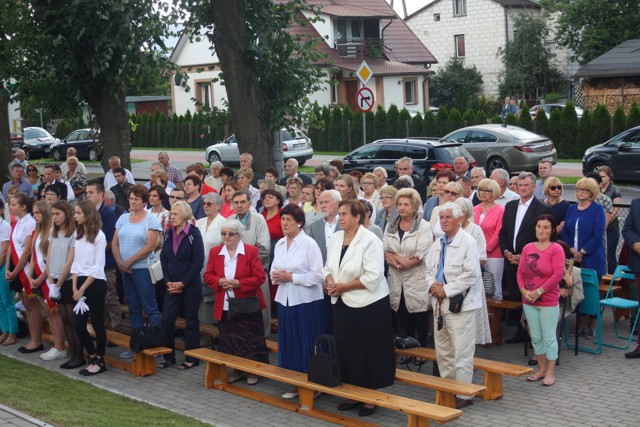 zdjęcie: Obchody 74. rocznicy zbrodni w Lesie Pilickim